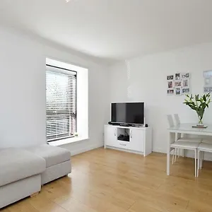  Apartment Seaside